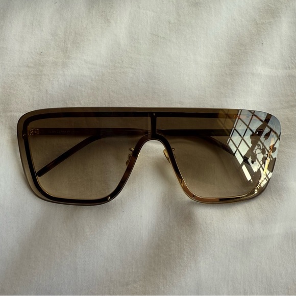 Saint Laurent Shield Sunglasses (SL364 MASK 006) - Picture 4 of 8